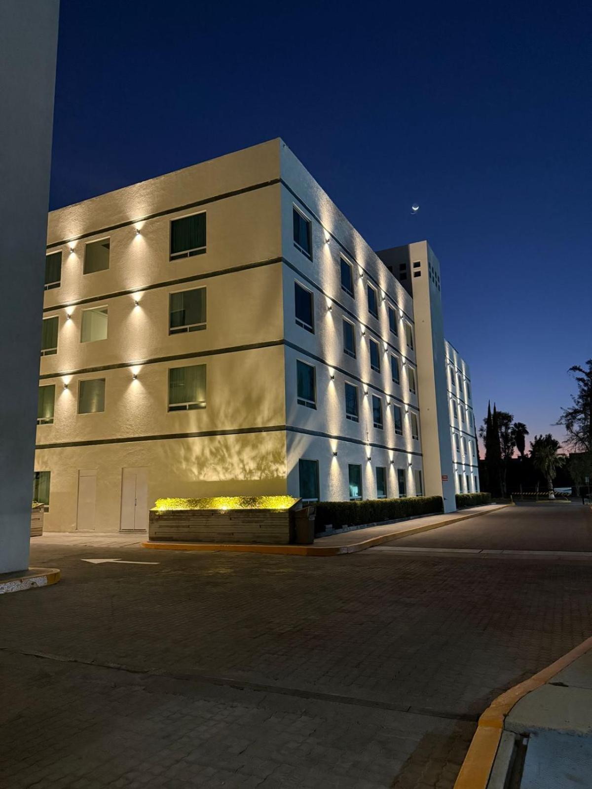 Radisson Poliforum Plaza